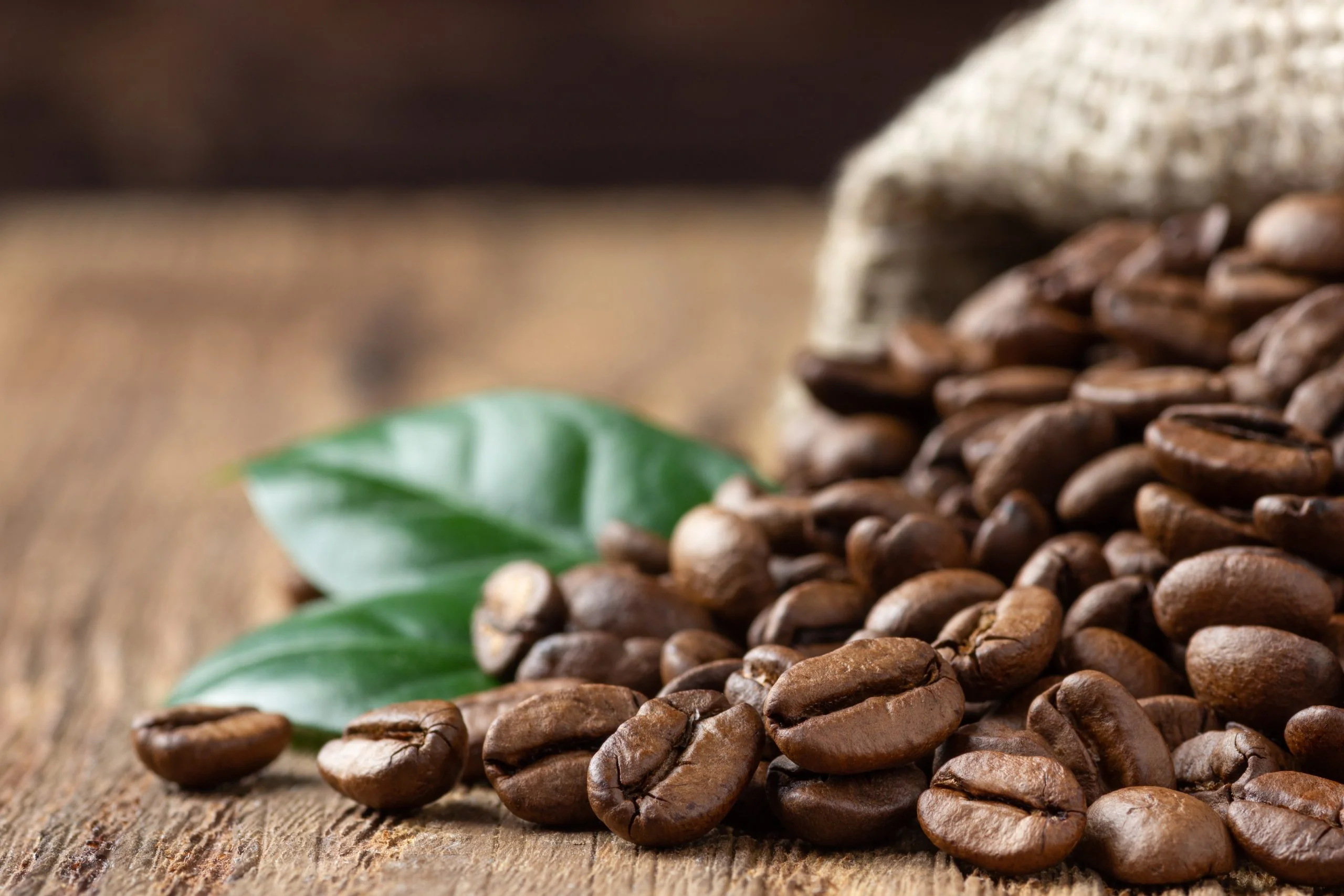 CoffeeTropic tek köken kahve rehberi: Kahve çekirdeklerinin kökenini ve lezzet özelliklerini öğren.